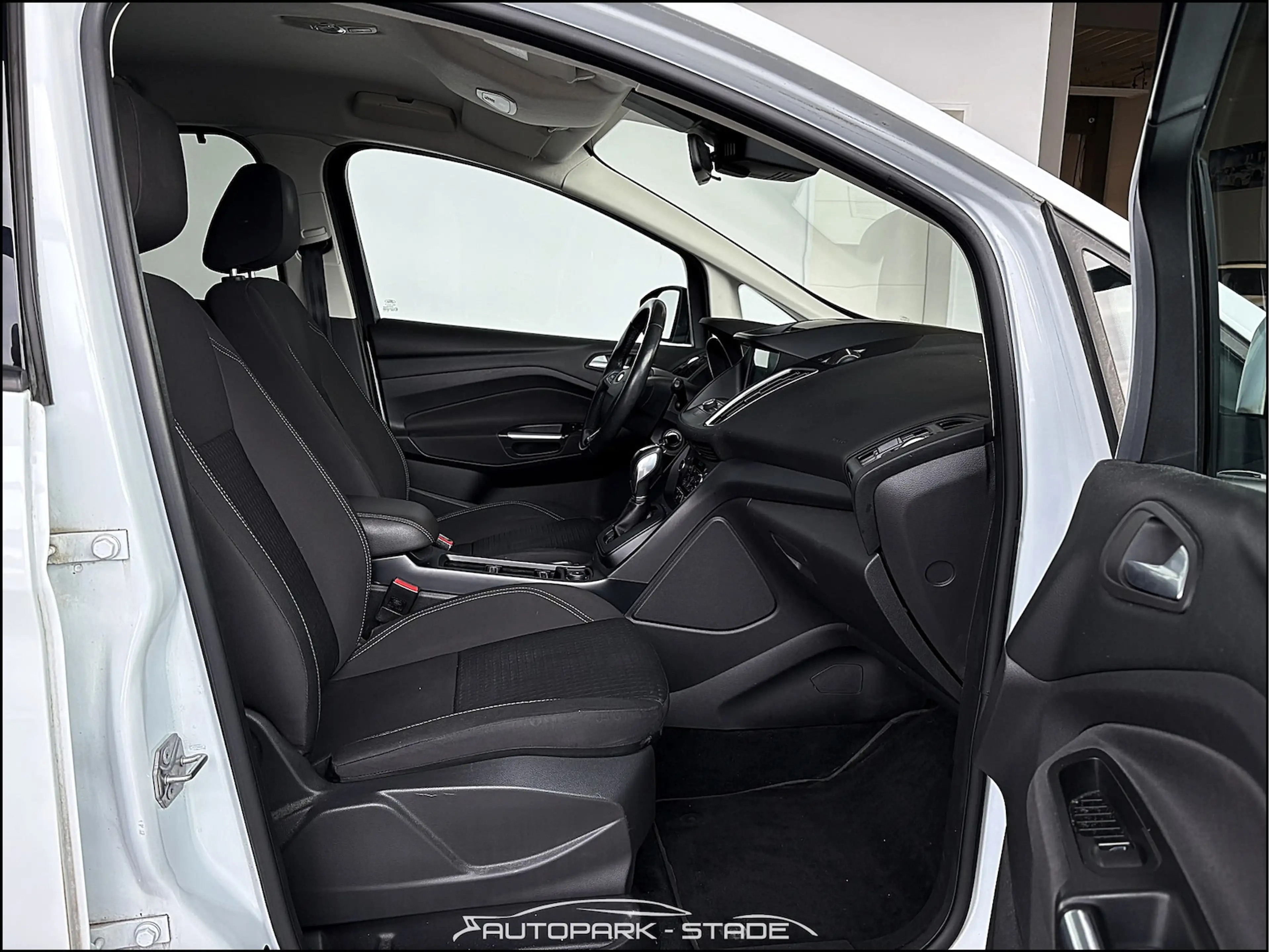 Ford C-Max Cool & Connect Aut. Temp. Sitzhzg Assist — photo 10
