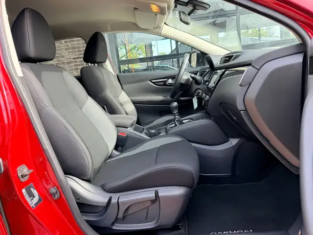 Nissan Qashqai view 13