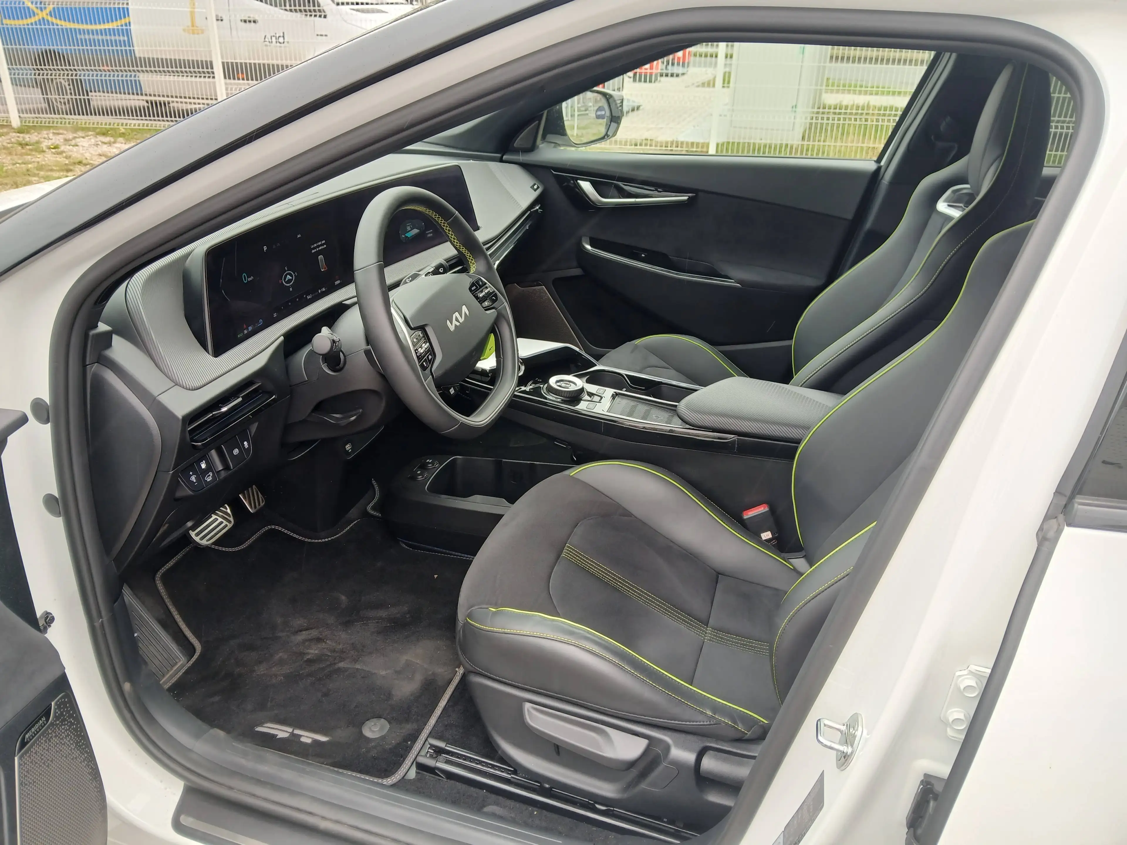 Kia EV6 77.4 kWh AWD GT (429 kW) — photo 9