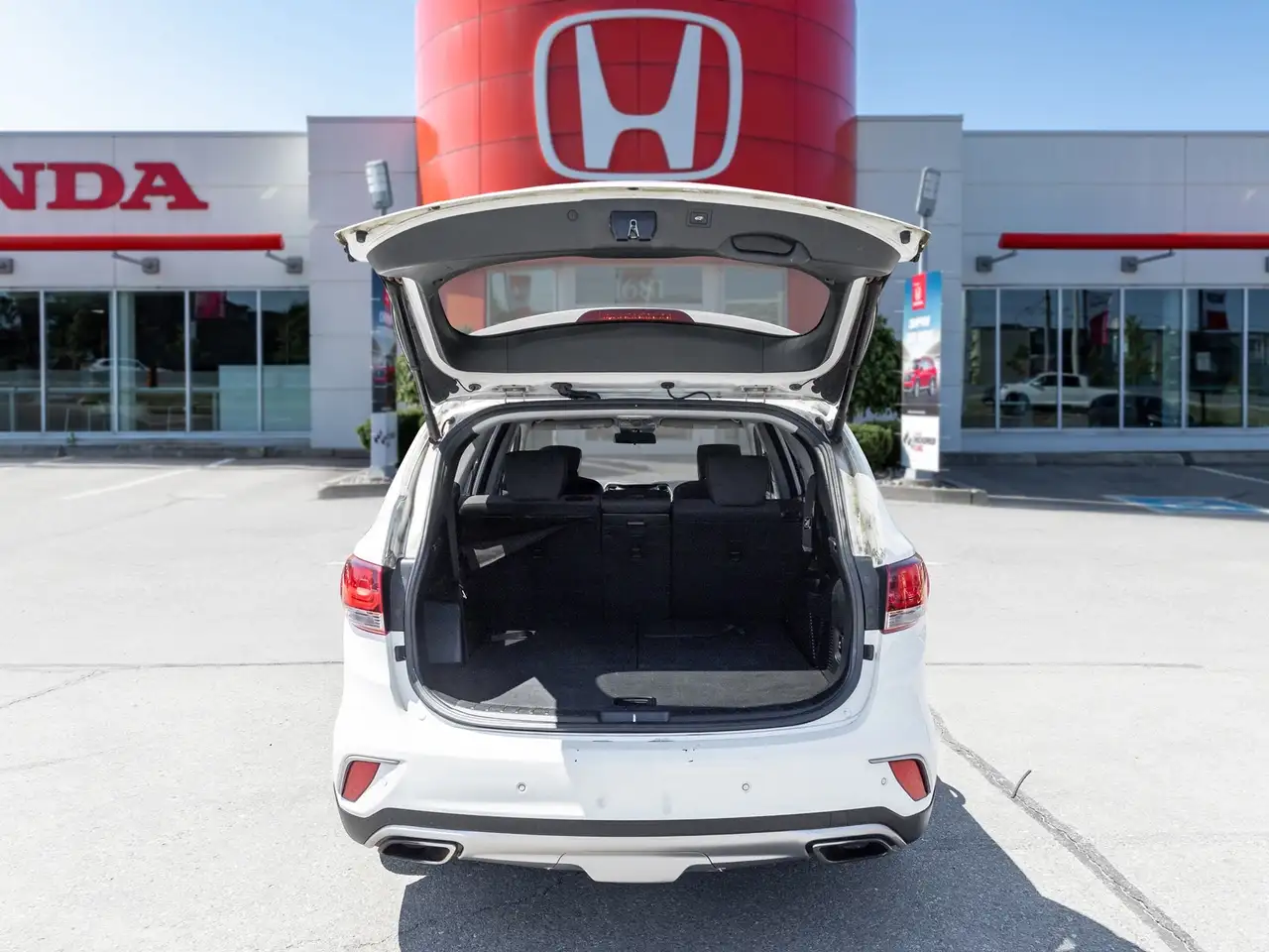 Hyundai SANTA FE снимка Hyundai SANTA FE