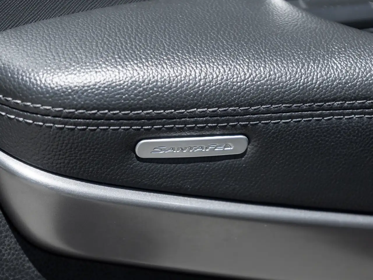 Hyundai SANTA FE снимка Hyundai SANTA FE