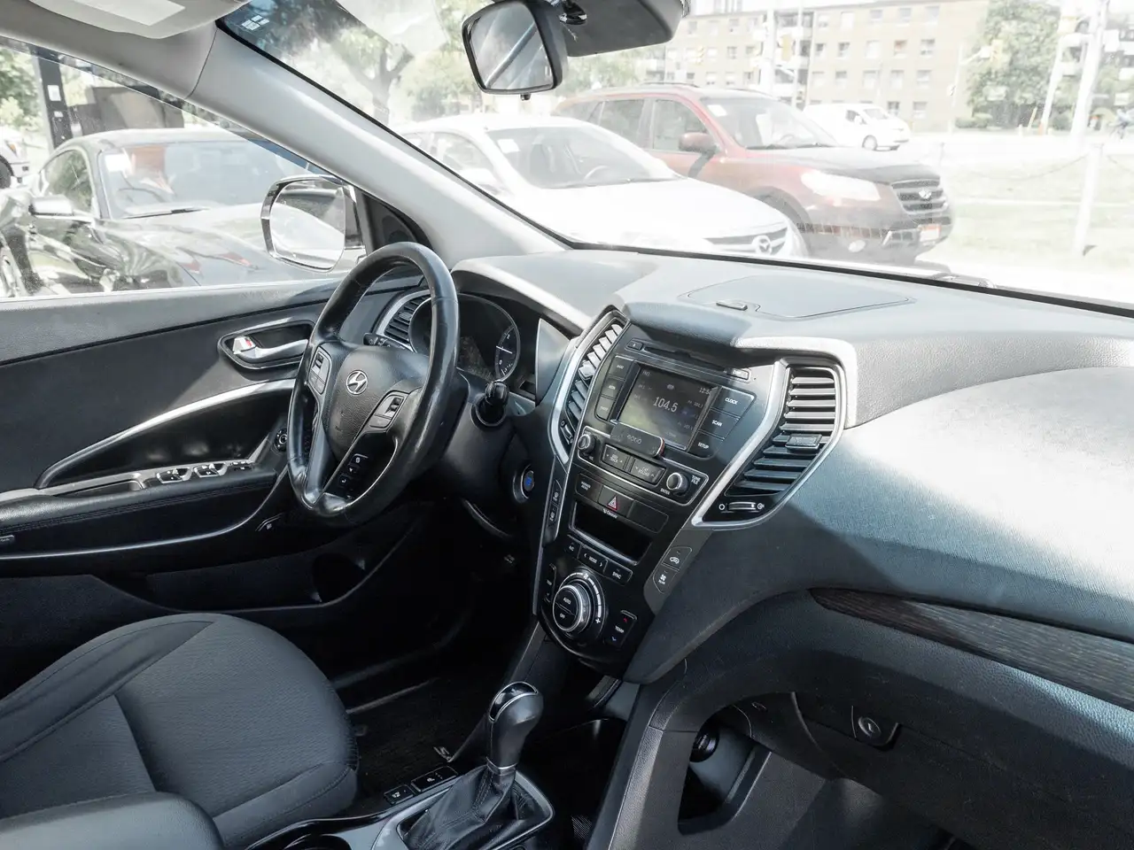 Hyundai SANTA FE снимка Hyundai SANTA FE