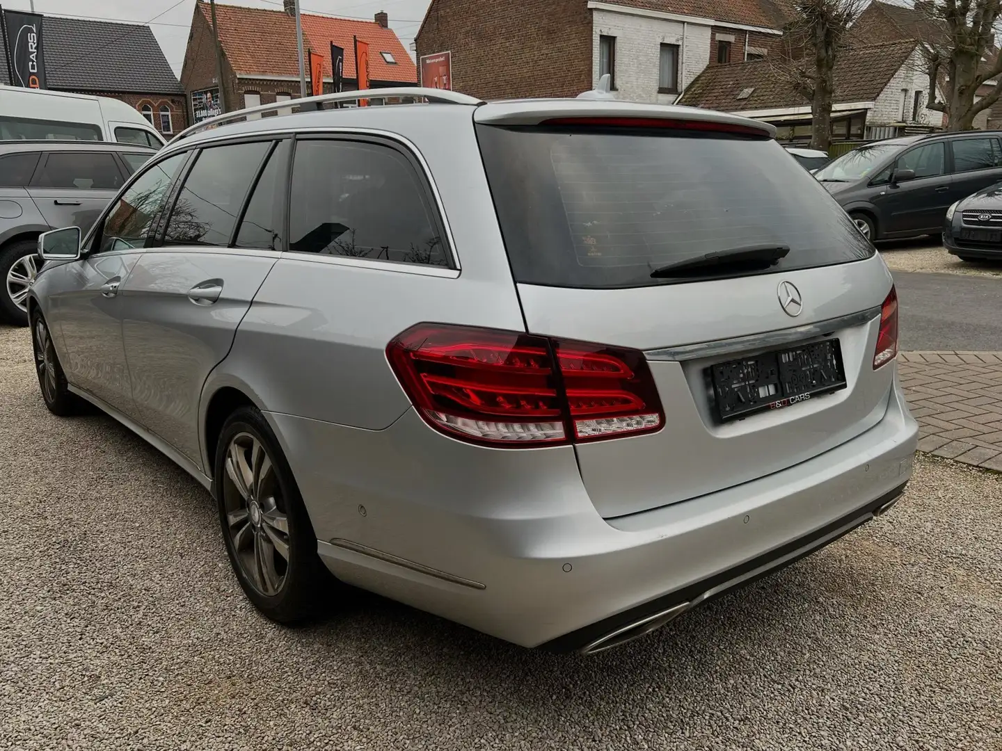 Mercedes-Benz E 200 BlueTEC EXPORT/MARCHAND Avantgarde NETTO:€7.017 Stříbrná - 2