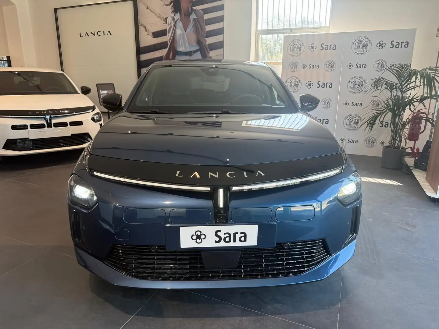 Lancia Ypsilon Nuova Ypsilon Edizione Limitata Cassina Bev 156cv - 1
