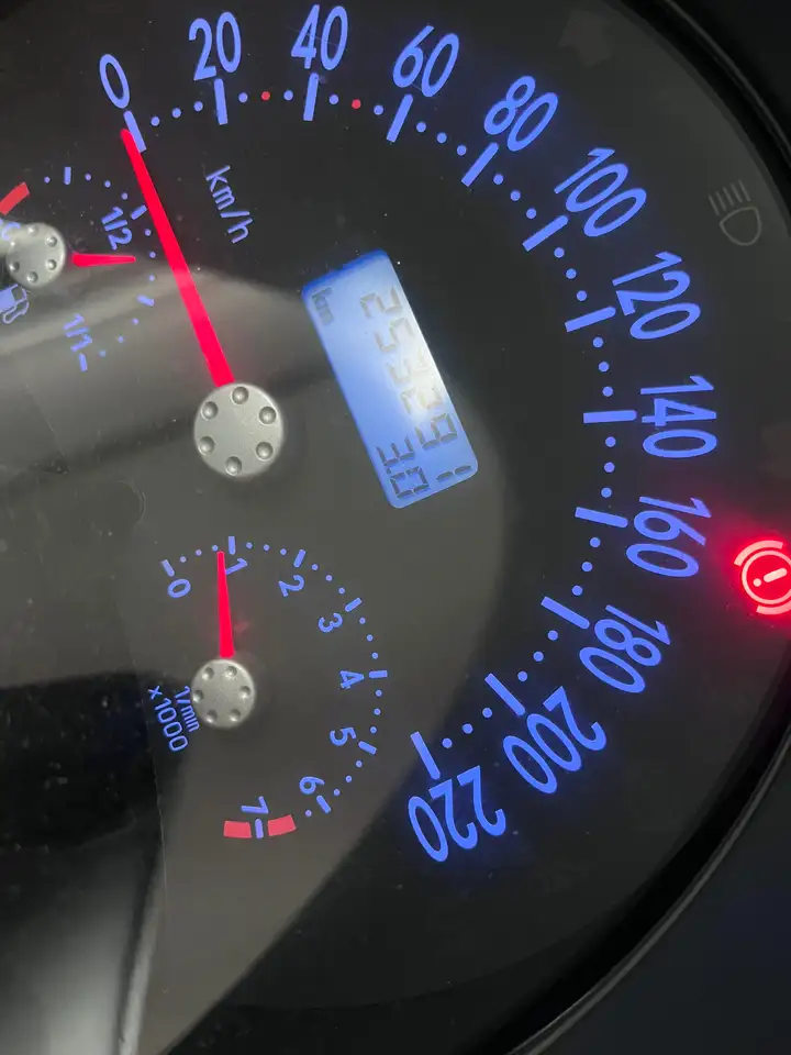 Volkswagen Beetle 2.0 Highline airco, nieuwe APK, stuurbekrachtiging, foto 7