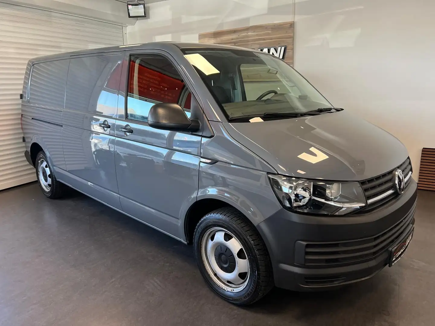 Volkswagen T6 Transporter Kasten- EcoProfi lang/PDC/Klima/ Grau - 1