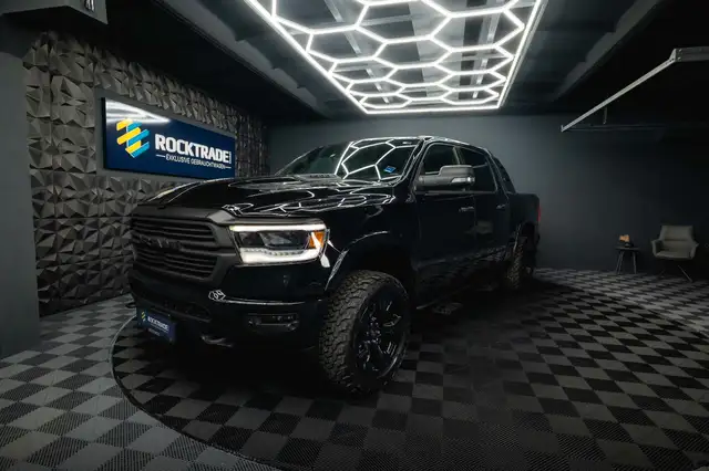 Dodge RAM 5.7 V8 HEMI 4x4 Built to Serve AXLE LOCK FOX