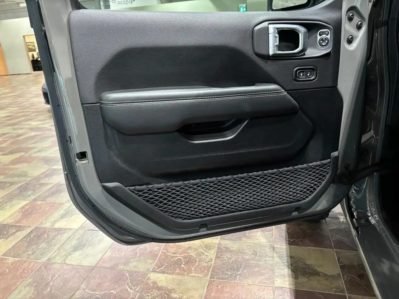 Jeep Wrangler снимка Jeep Wrangler