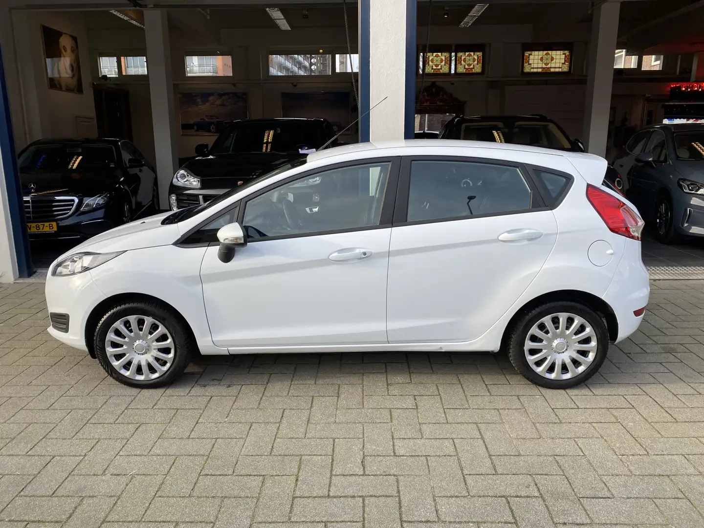 Ford Fiesta 1.0 Style NIEUWE APK. Blanc - 2