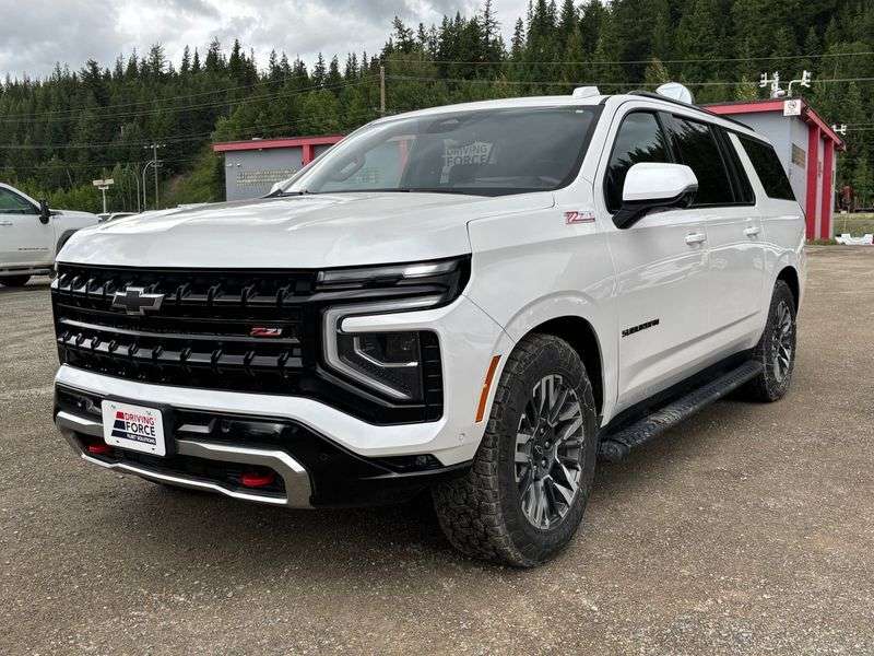 2025 Chevrolet Suburban Z71 5.3L Ecotec3 V8 Gasoline Engine 10-Speed Autom