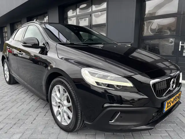 Volvo V40 Cross Country 1.5 T3 Polar+ Luxury 1e eig.