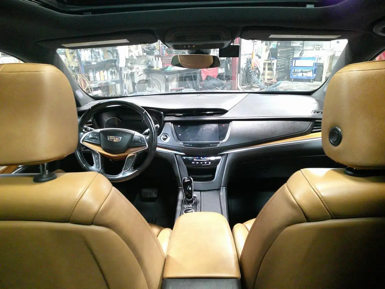 Cadillac XT5 снимка Cadillac XT5