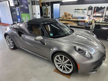 4C 1.8 TBi Spider