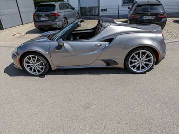 4C 1.8 TBi  Spider
