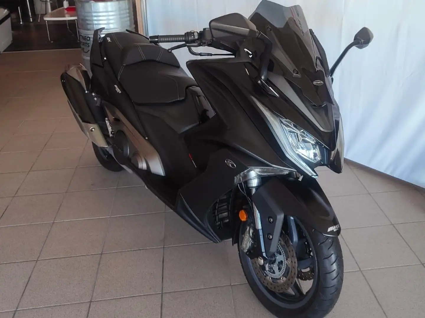 Kymco AK 550 ABS Negru - 1