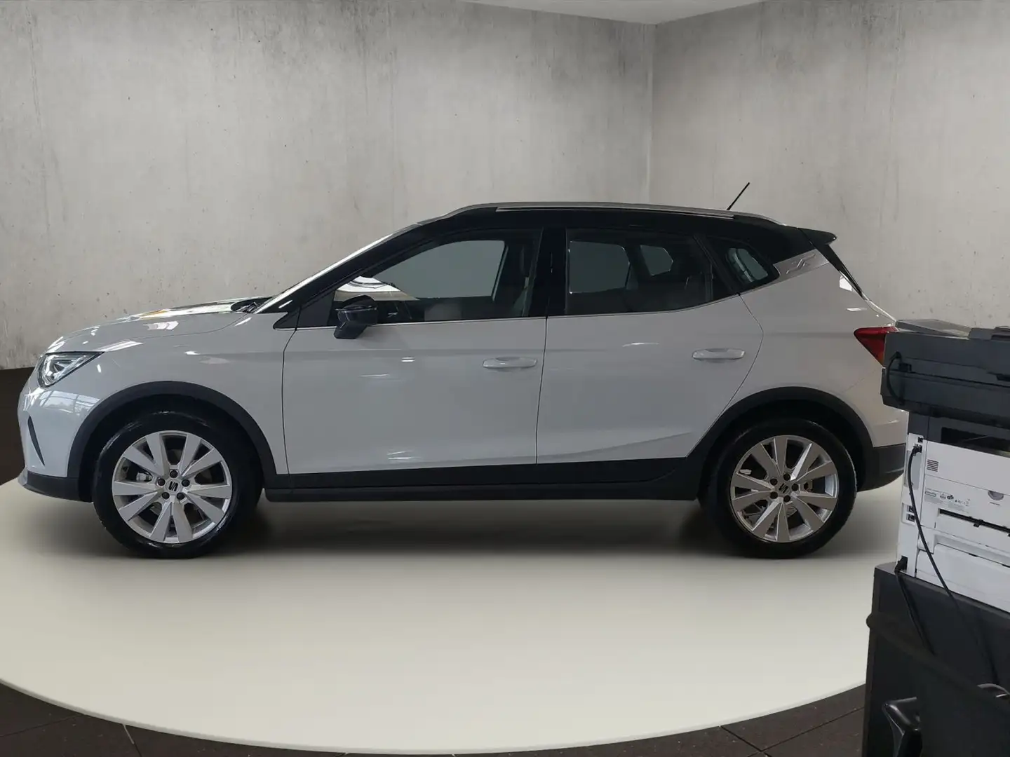 SEAT Arona Xperience Weiß - 2