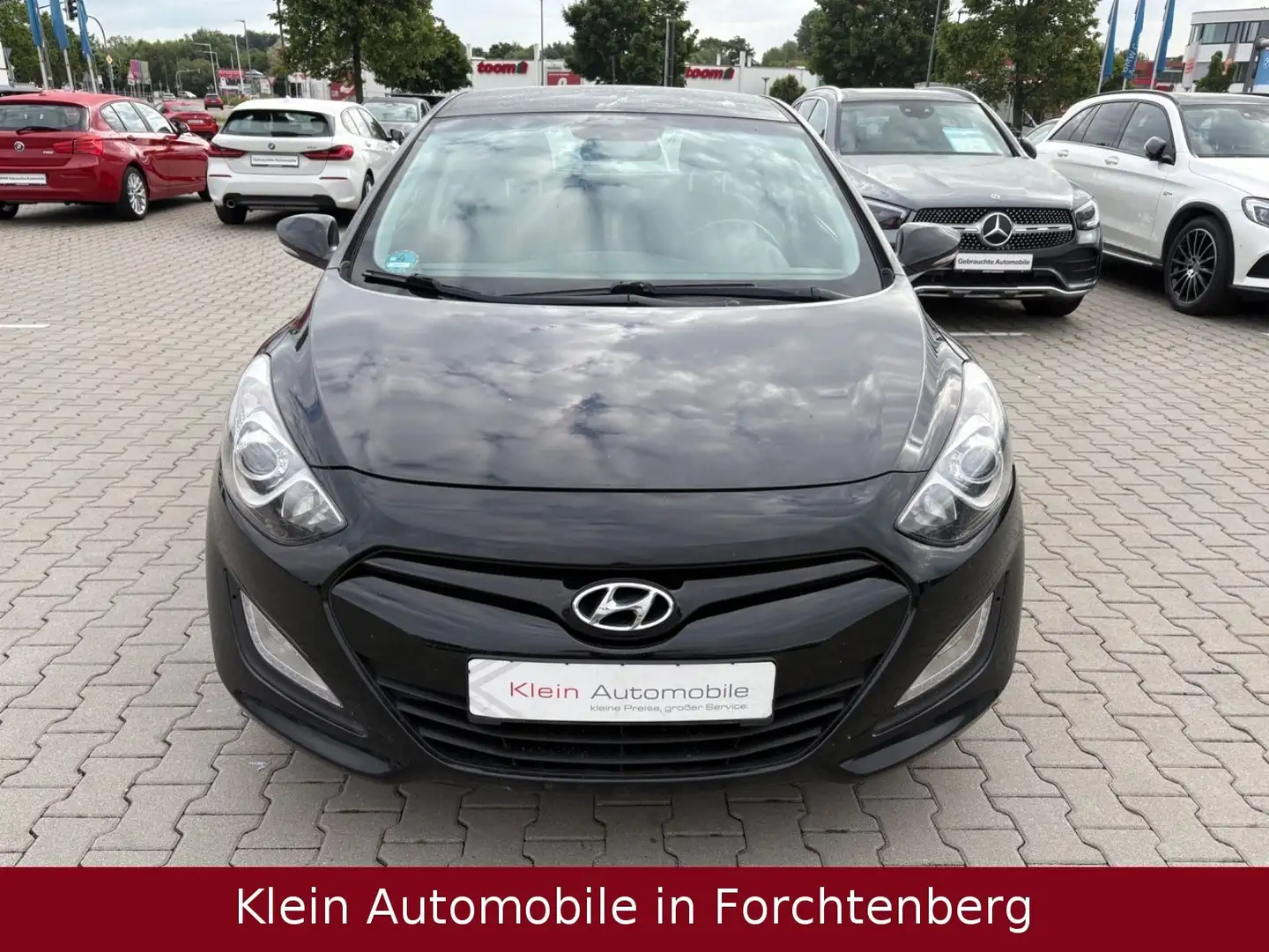 Hyundai i30 FIFA WorldCupEdition Navi Kamera Klimatronic Schwarz - 2