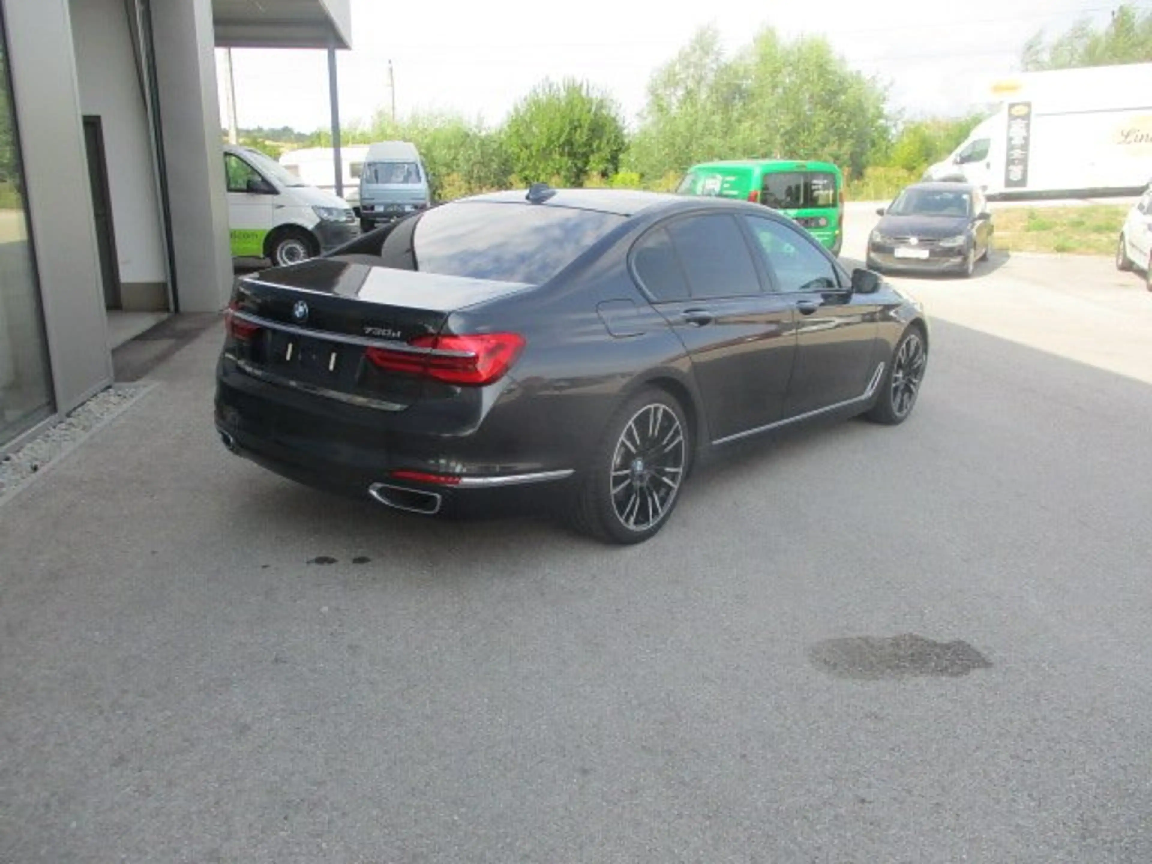 BMW 730 730 d — photo 7