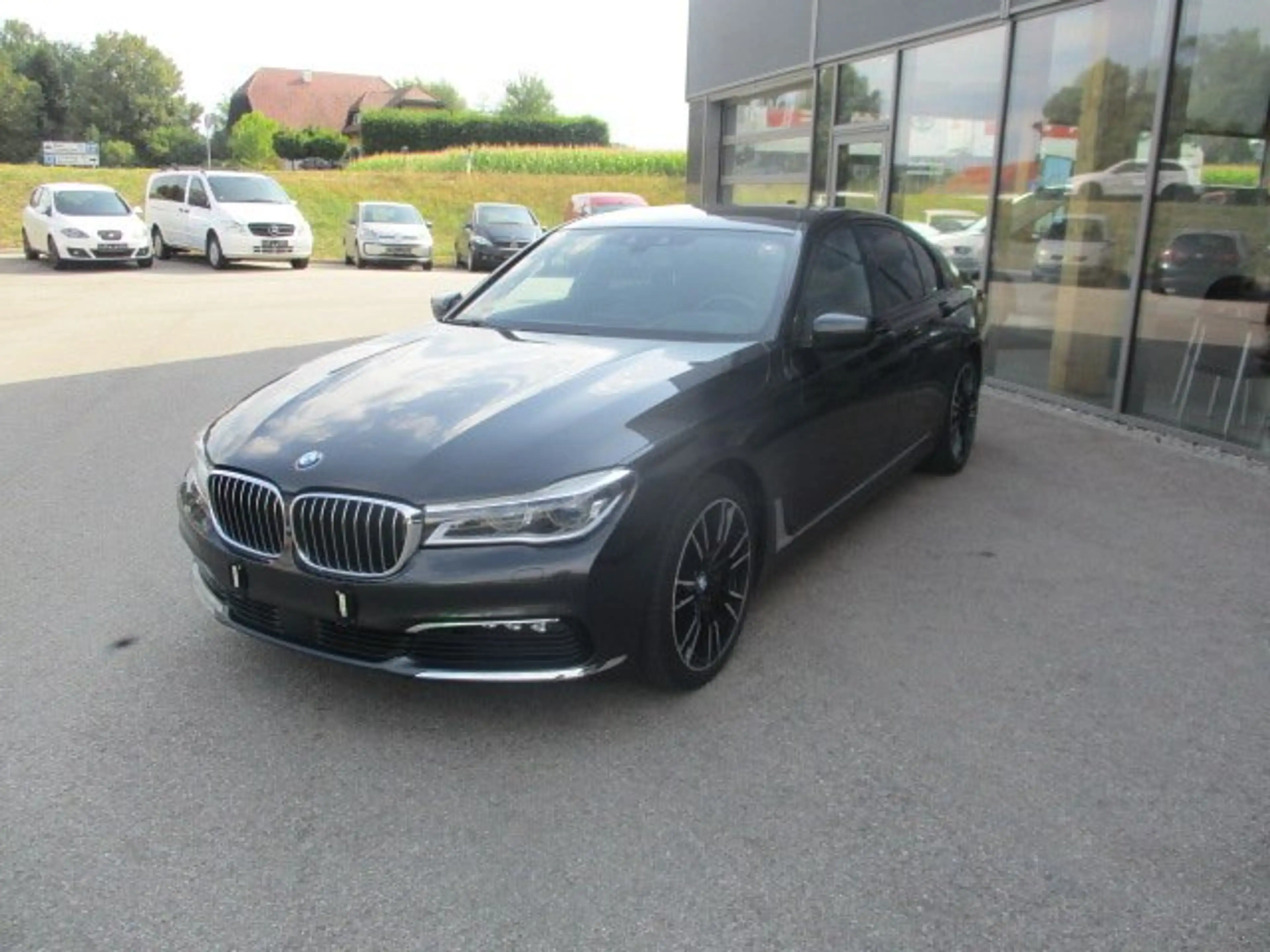 BMW 730 730 d — photo 4