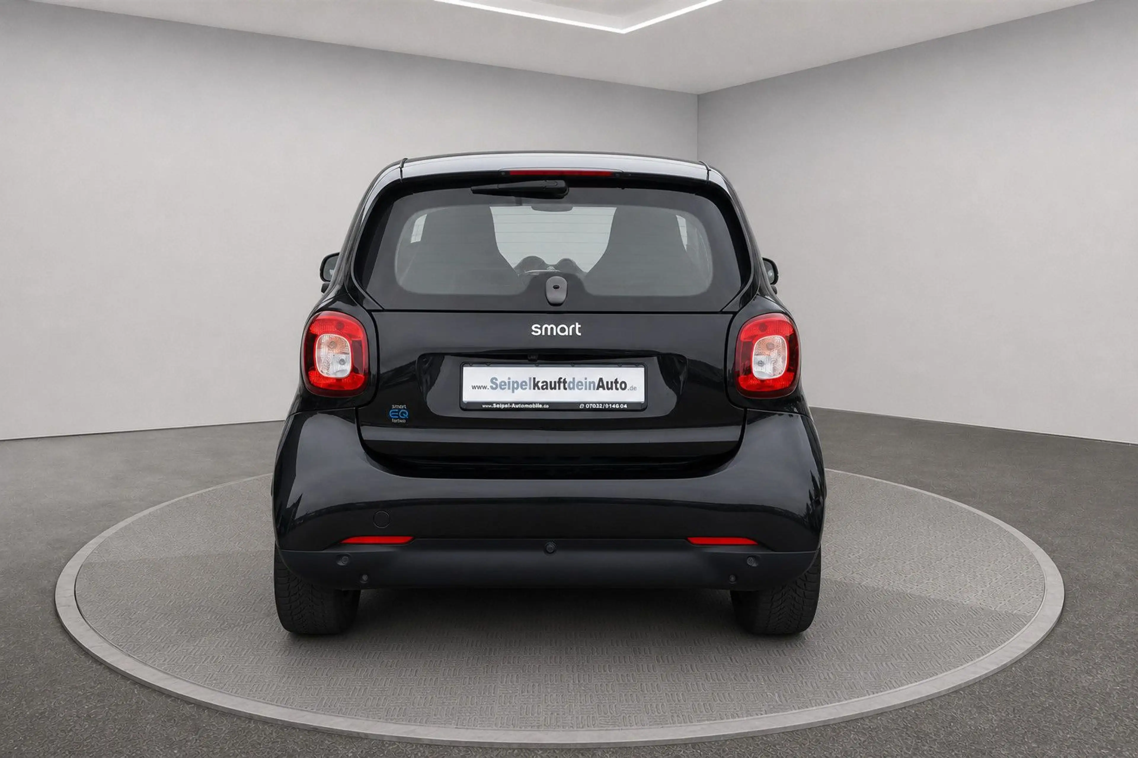 smart forTwo coupé 60kW EQ Batterie /KAMERA/NAVI/SHZ/ — photo 5