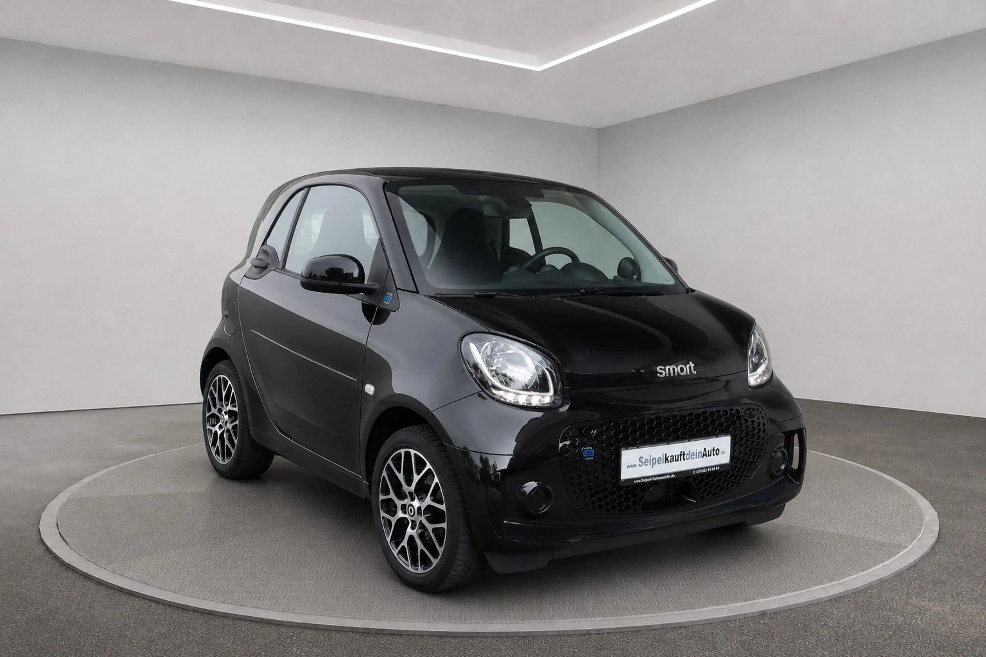 smart forTwo coupé 60kW EQ Batterie /KAMERA/NAVI/SHZ/ — photo 9