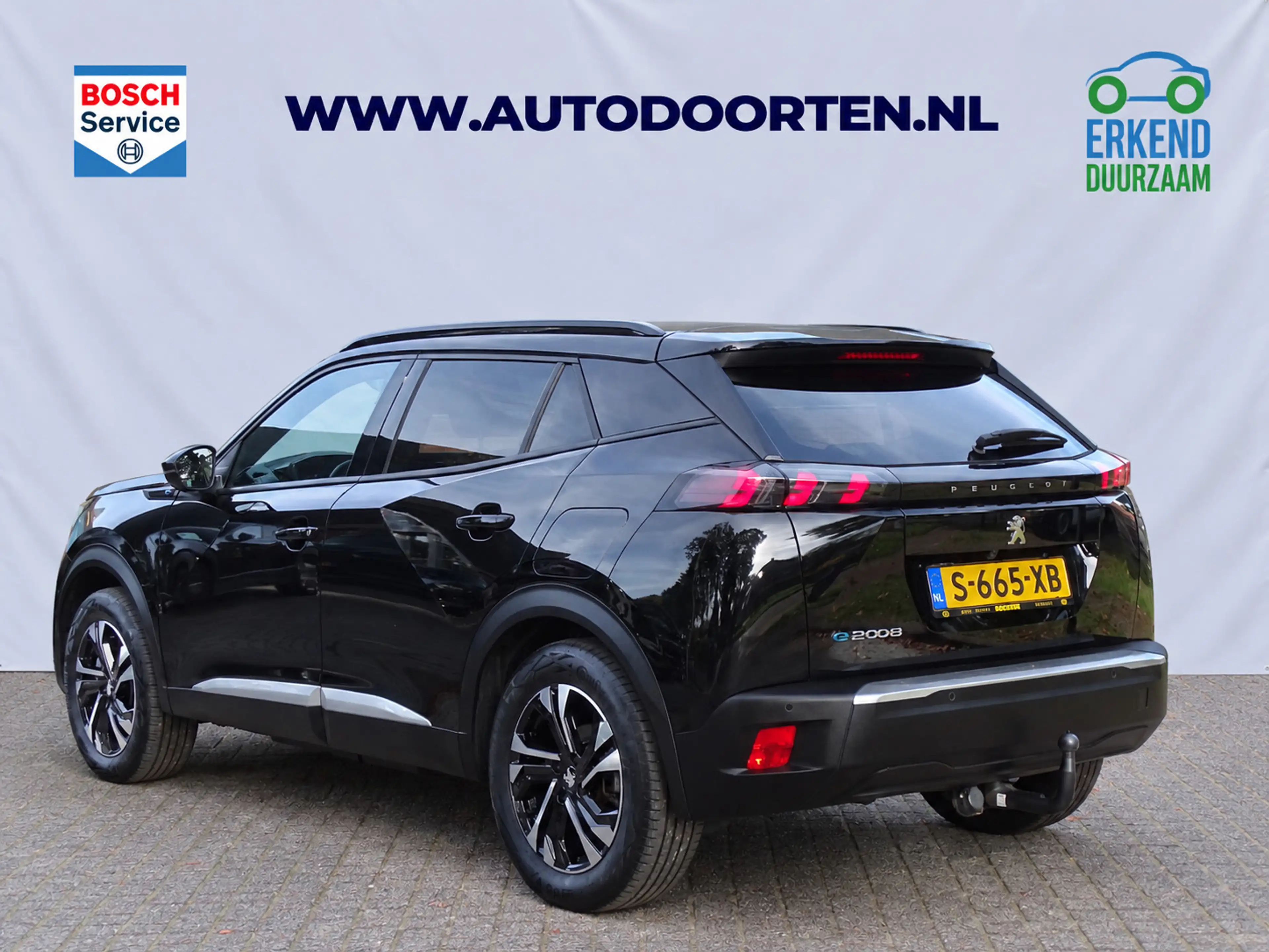 Peugeot e-2008 EV Allure Pack 50 kWh|Trekhaak|Camera|Carplay — photo 2