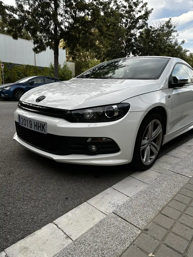 Volkswagen Scirocco 2.0 TSI DSG 210 - 1