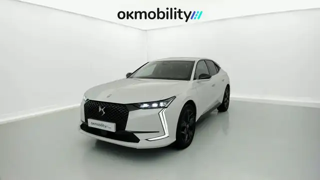 DS Automobiles DS 4 E-TENSE 225 CA performance line +