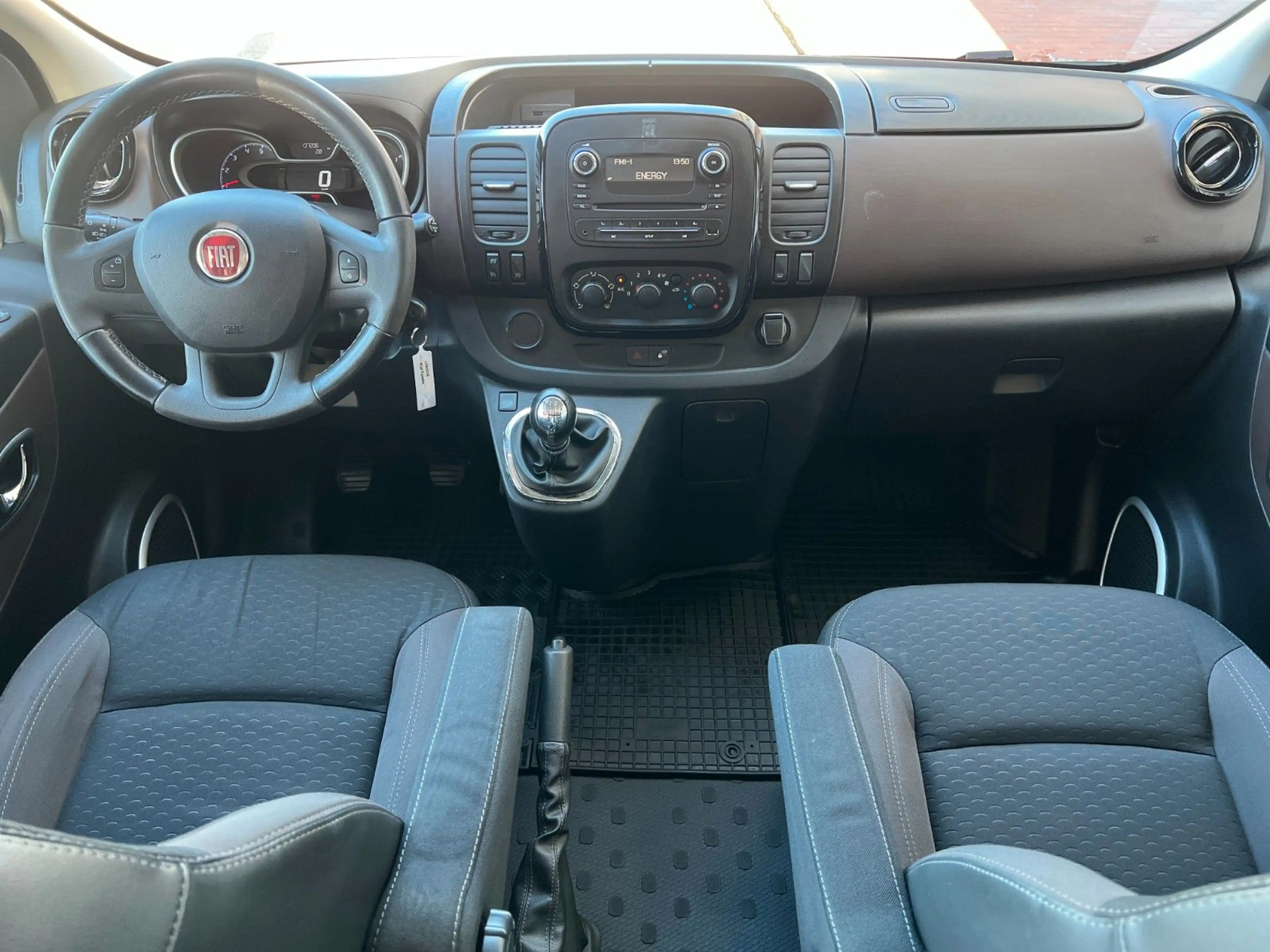 Fiat Talento Kombi L2H1 1,2t Family *8SITZ* — photo 10