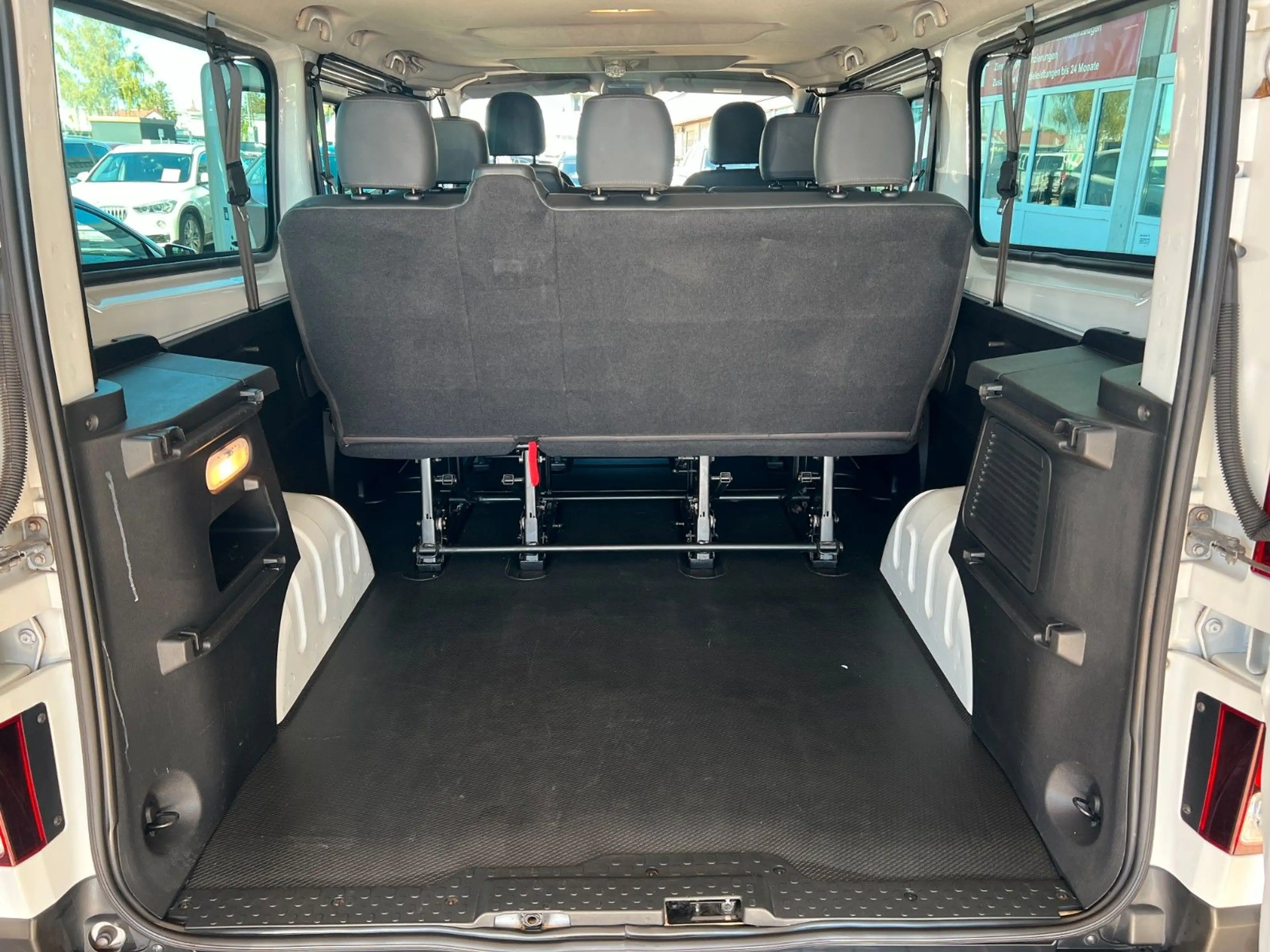 Fiat Talento Kombi L2H1 1,2t Family *8SITZ* — photo 14
