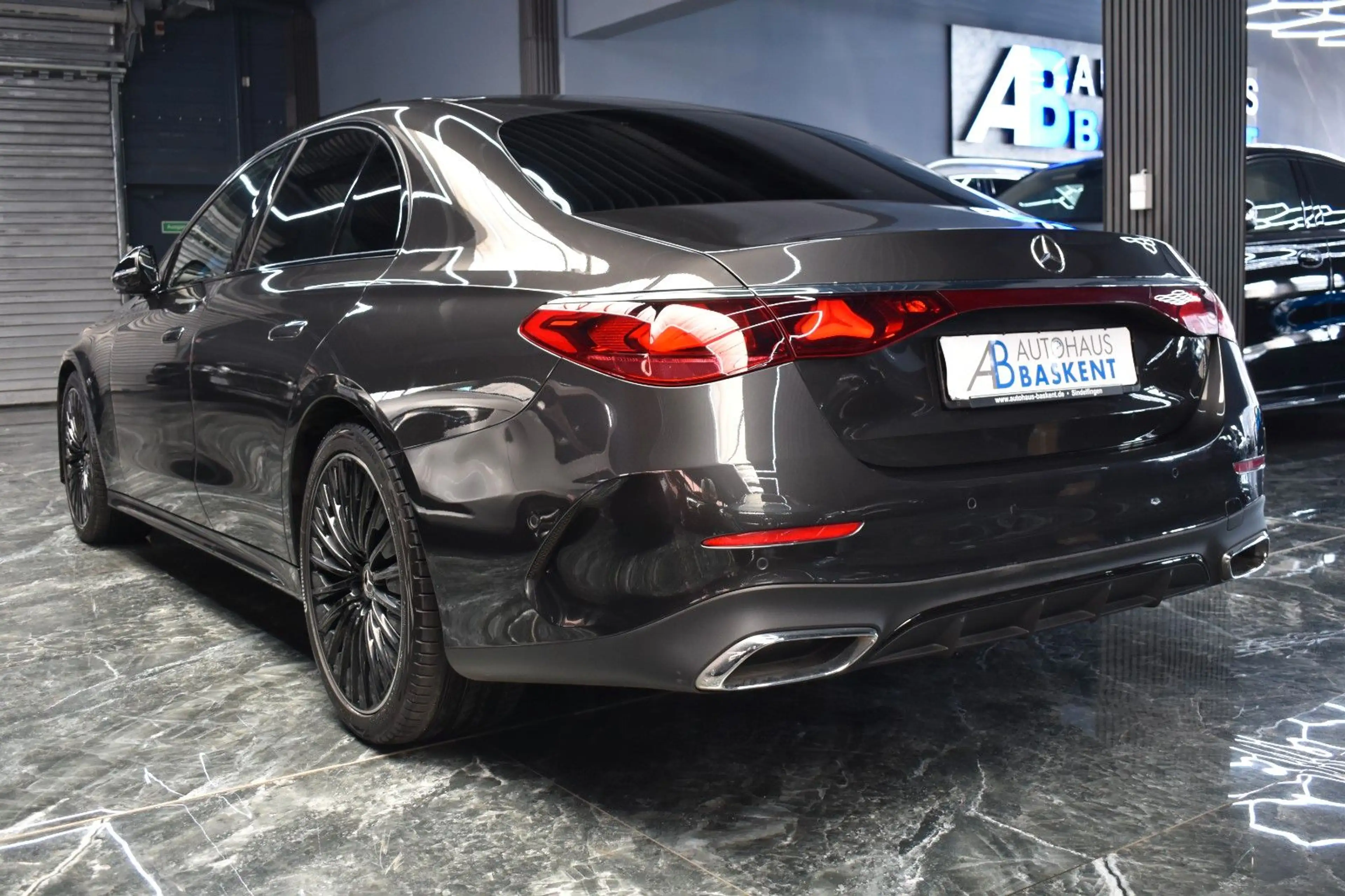 Mercedes-Benz E 450 d 4Matic AMG LINE*360°KAMERA*NIGHT-PAKET* — photo 5