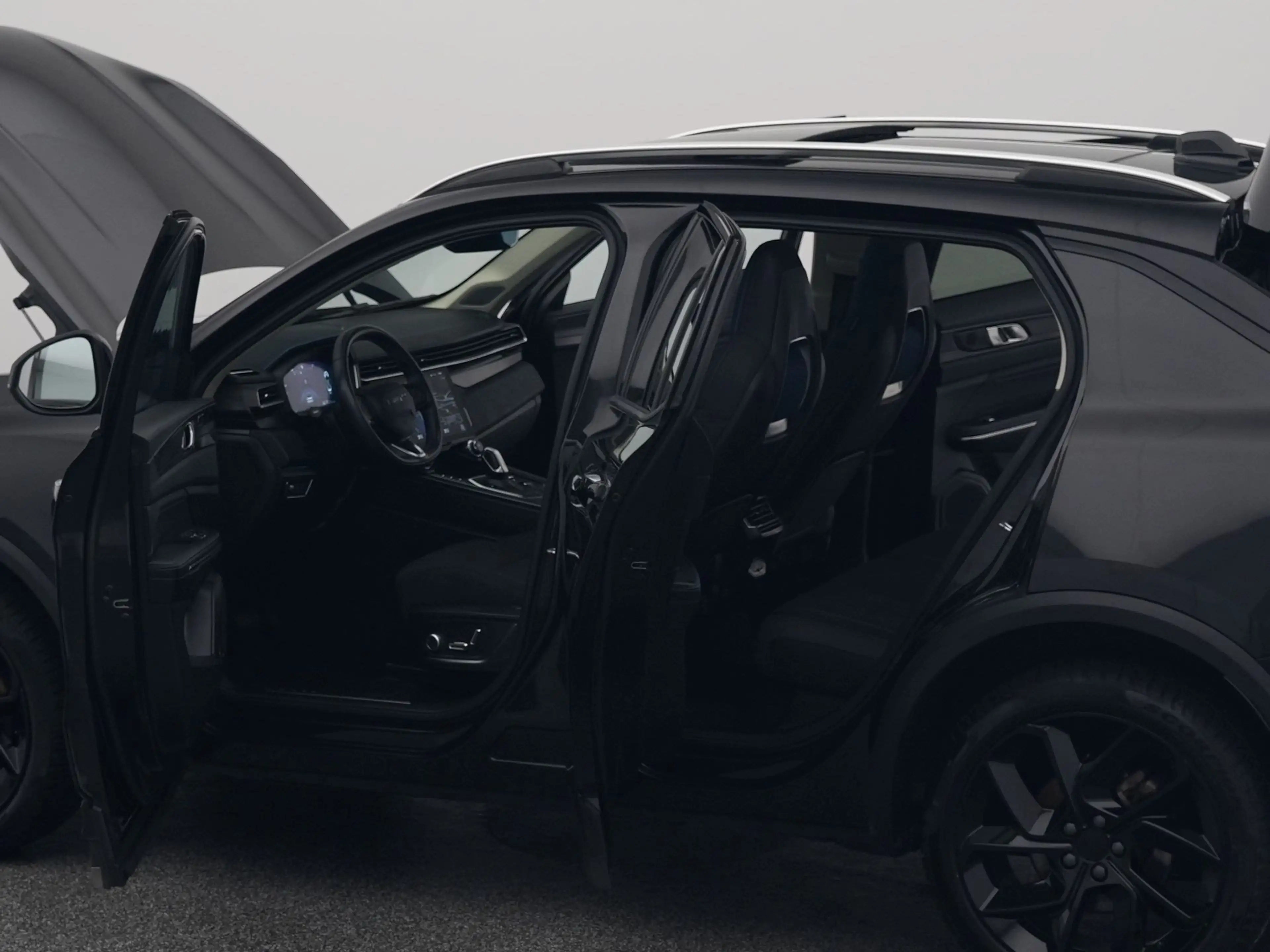 Lynk & Co 01 1.5 Plug-in Hybrid | 360° | BLACK | NLD AUTO — photo 33