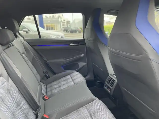 Volkswagen Golf view 5