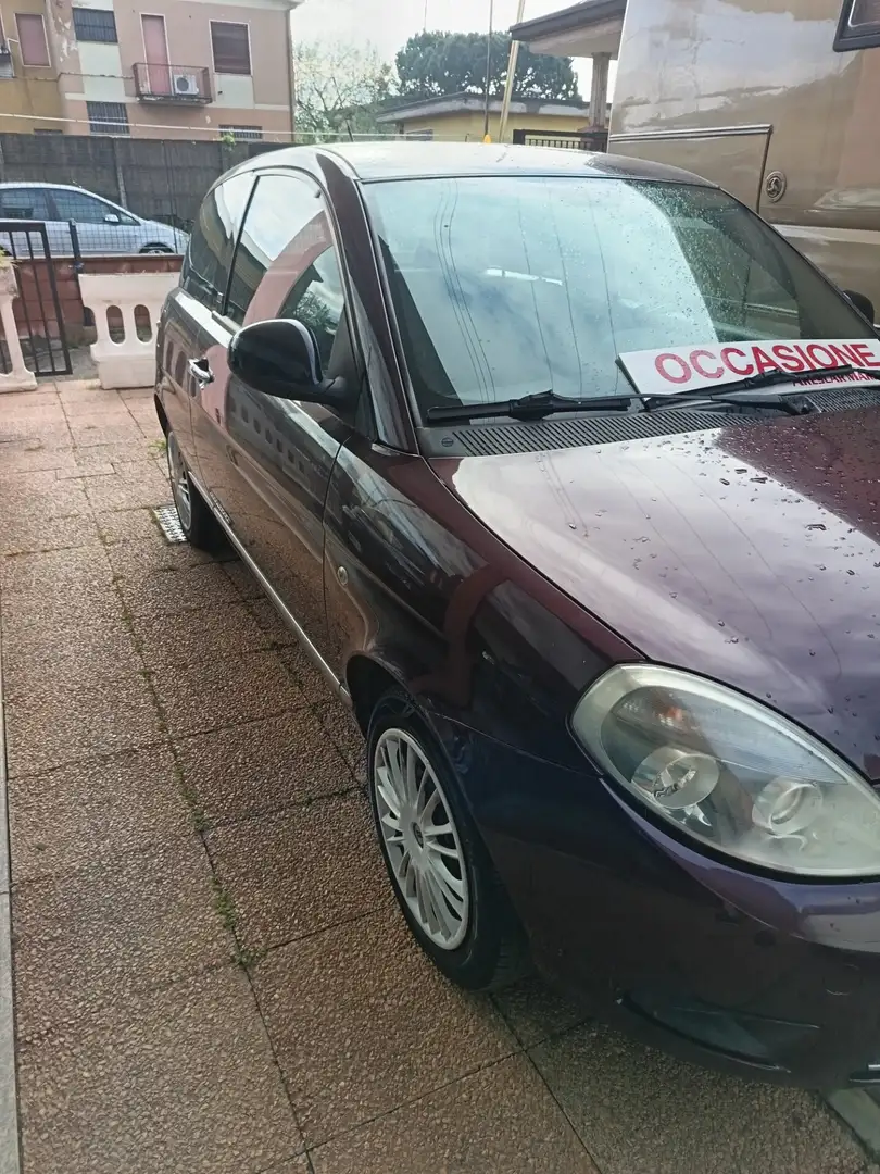 Lancia Ypsilon 1.2 69 CV 5 porte S&S Platinum Rosso - 2