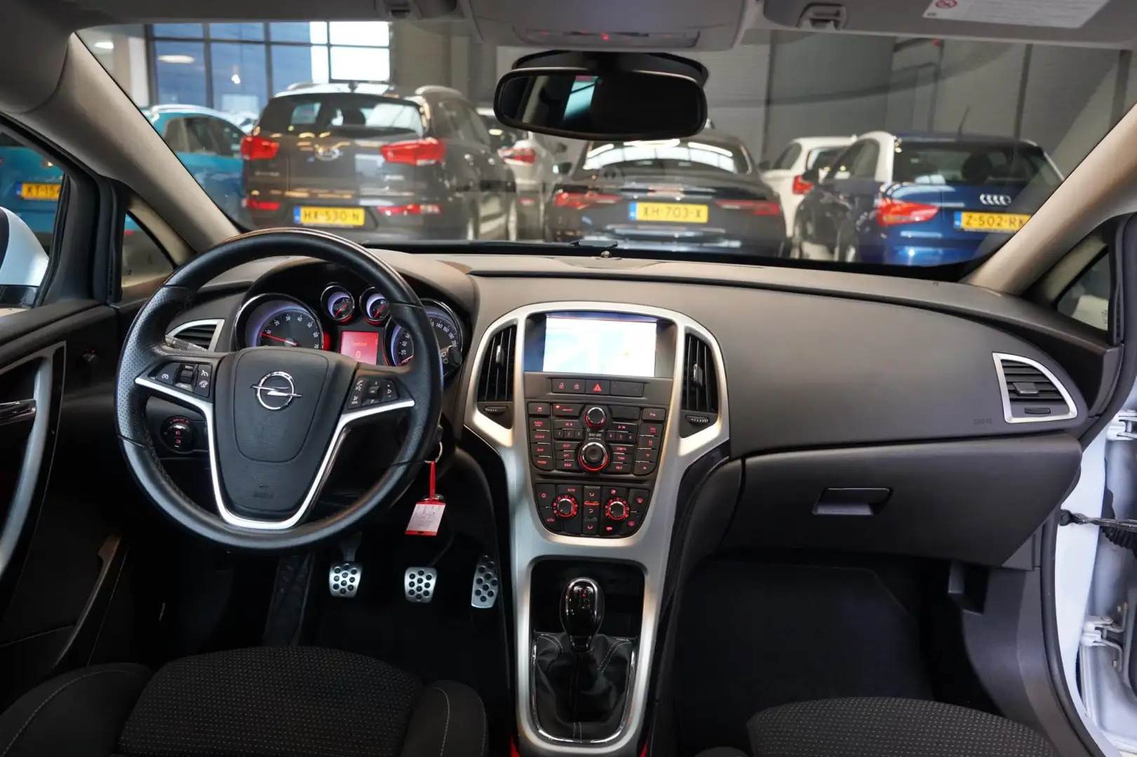 Opel Astra GTC 1.4 Turbo Sport | NAVI | CRUISE | XENON | PDC Blanc - 2