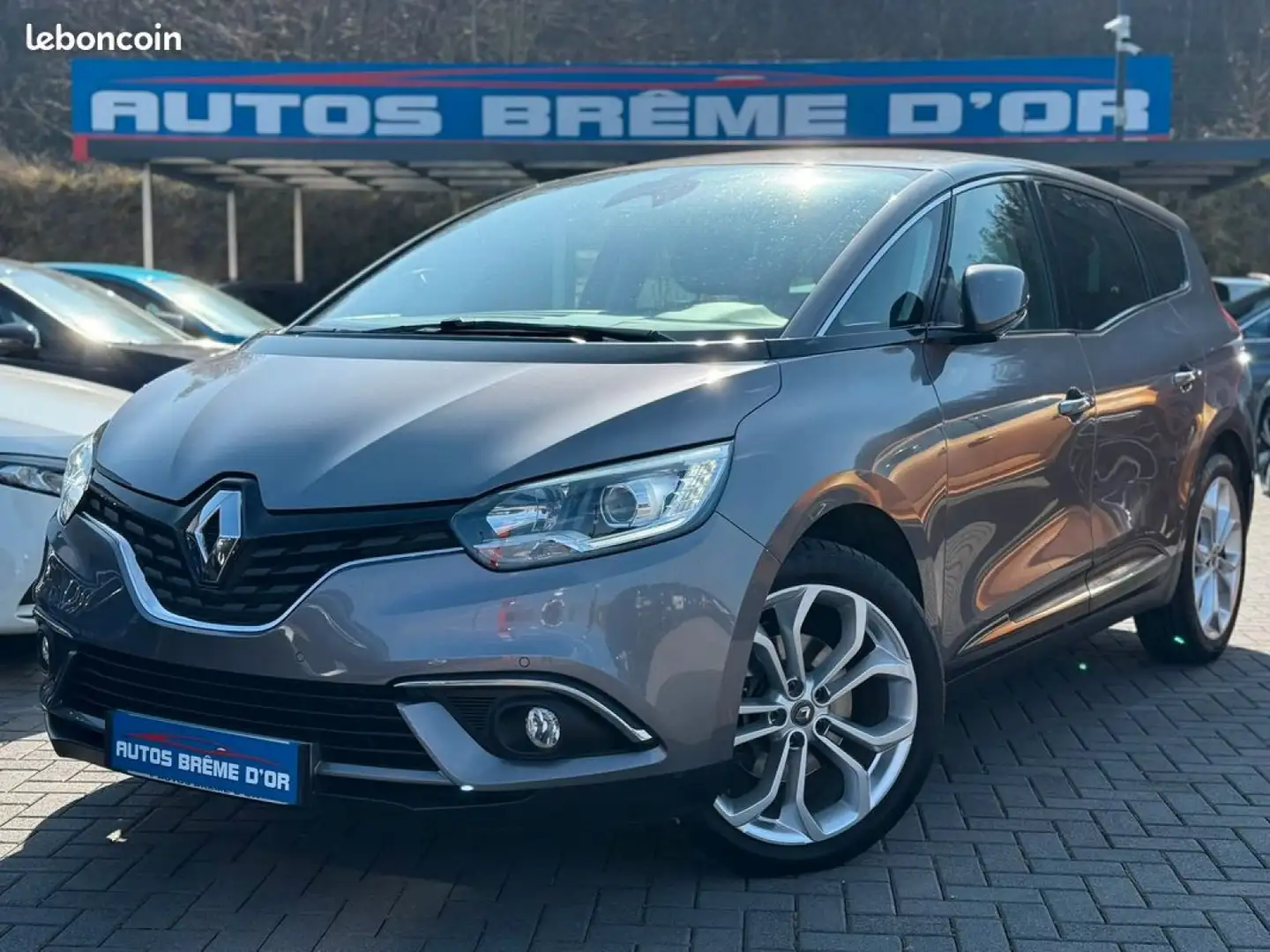 Renault Grand Scenic Grand Scenic TCe 140 FAP Gris - 1