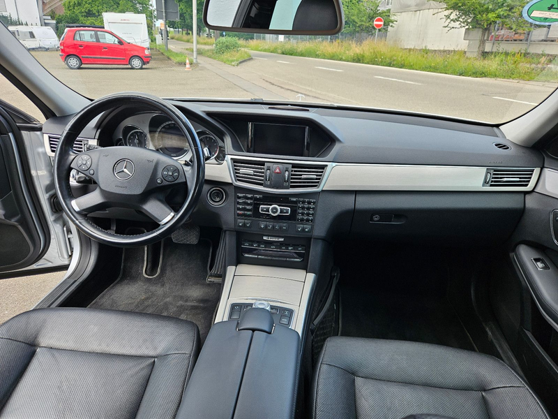Mercedes-Benz E 350 4MATIC BlueEFFICIENCY AVANTGARDE — photo 9