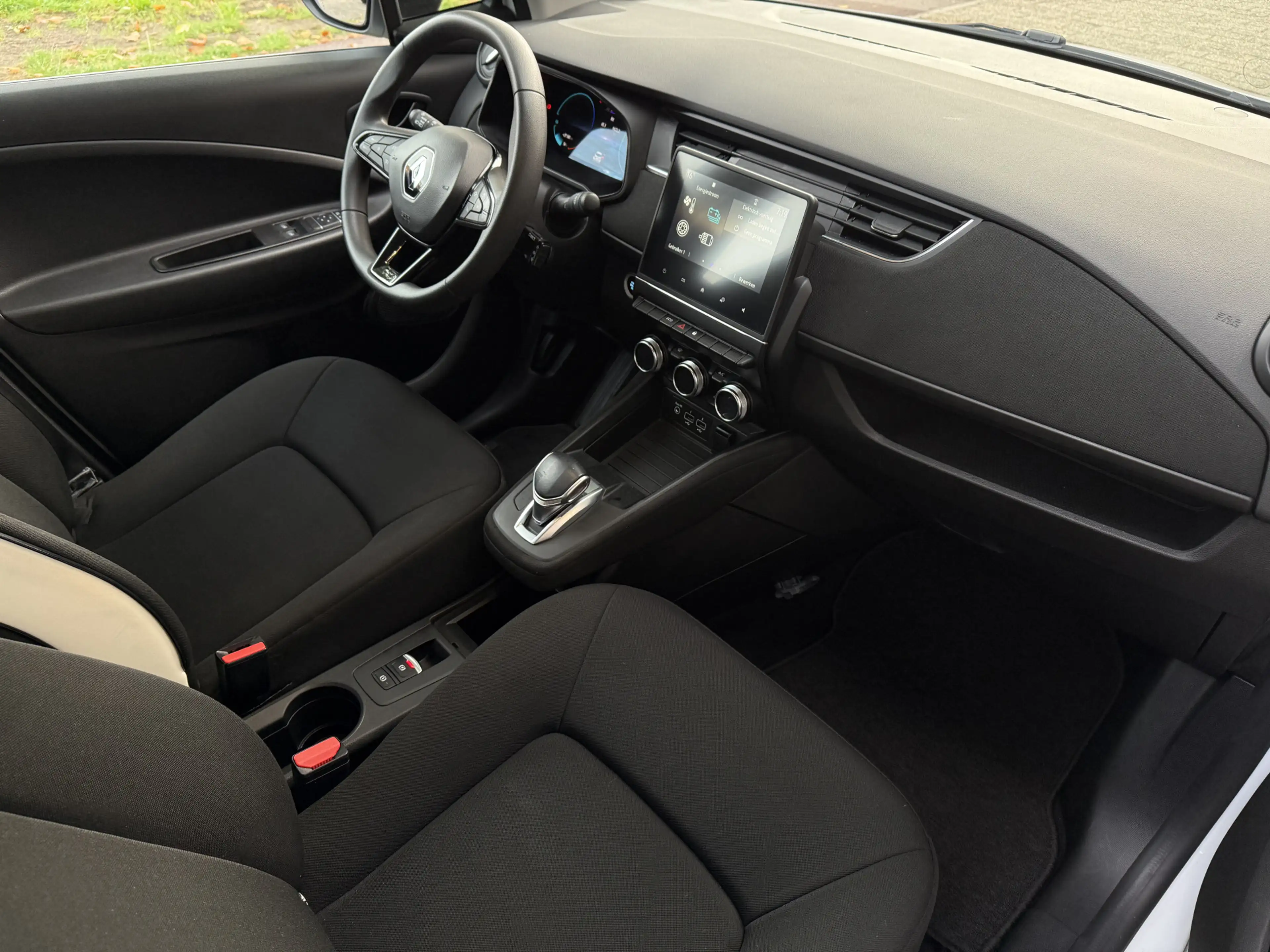 Renault ZOE R110 Equilibre 52 kWh Koopaccu | SOH 95.2 | applec — photo 14