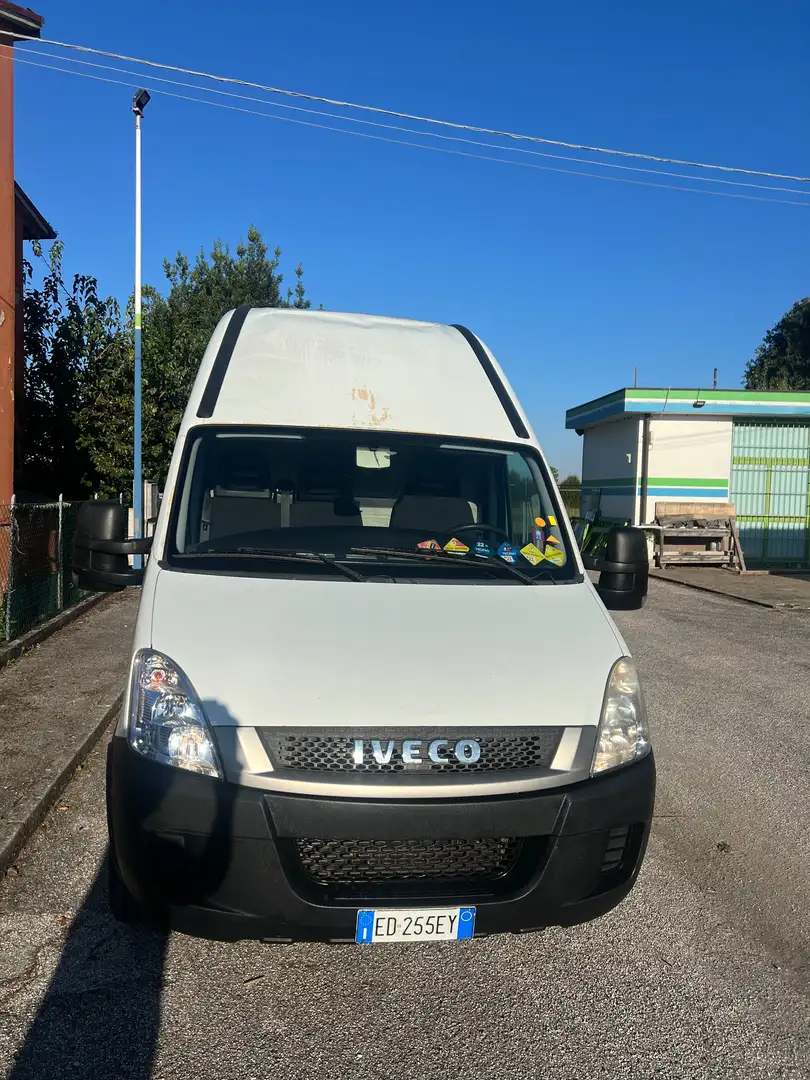 Iveco Daily 35s18 Bianco - 2