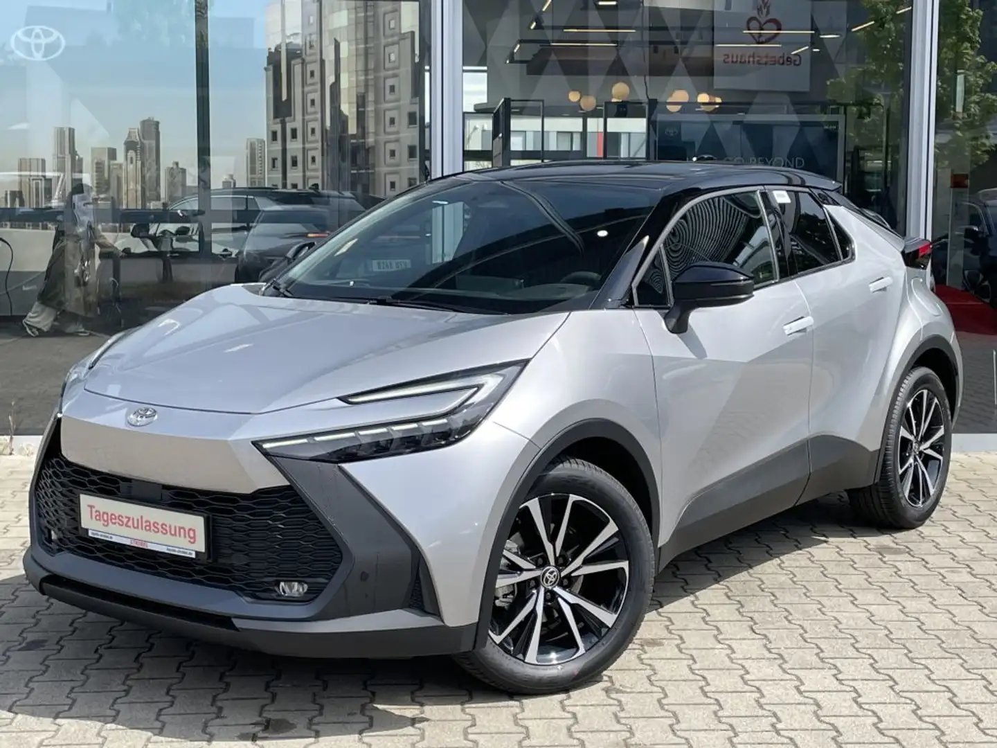Toyota C-HR 1.8 Hybrid Teamplayer Silber - 2