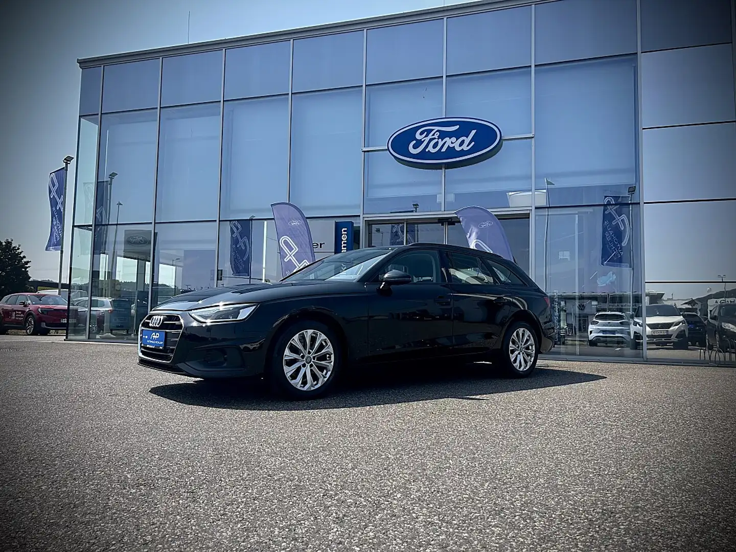 Audi A4 Avant 40 2.0 TFSI ST-Tronic / AGR Sitze / LED S... Schwarz - 2