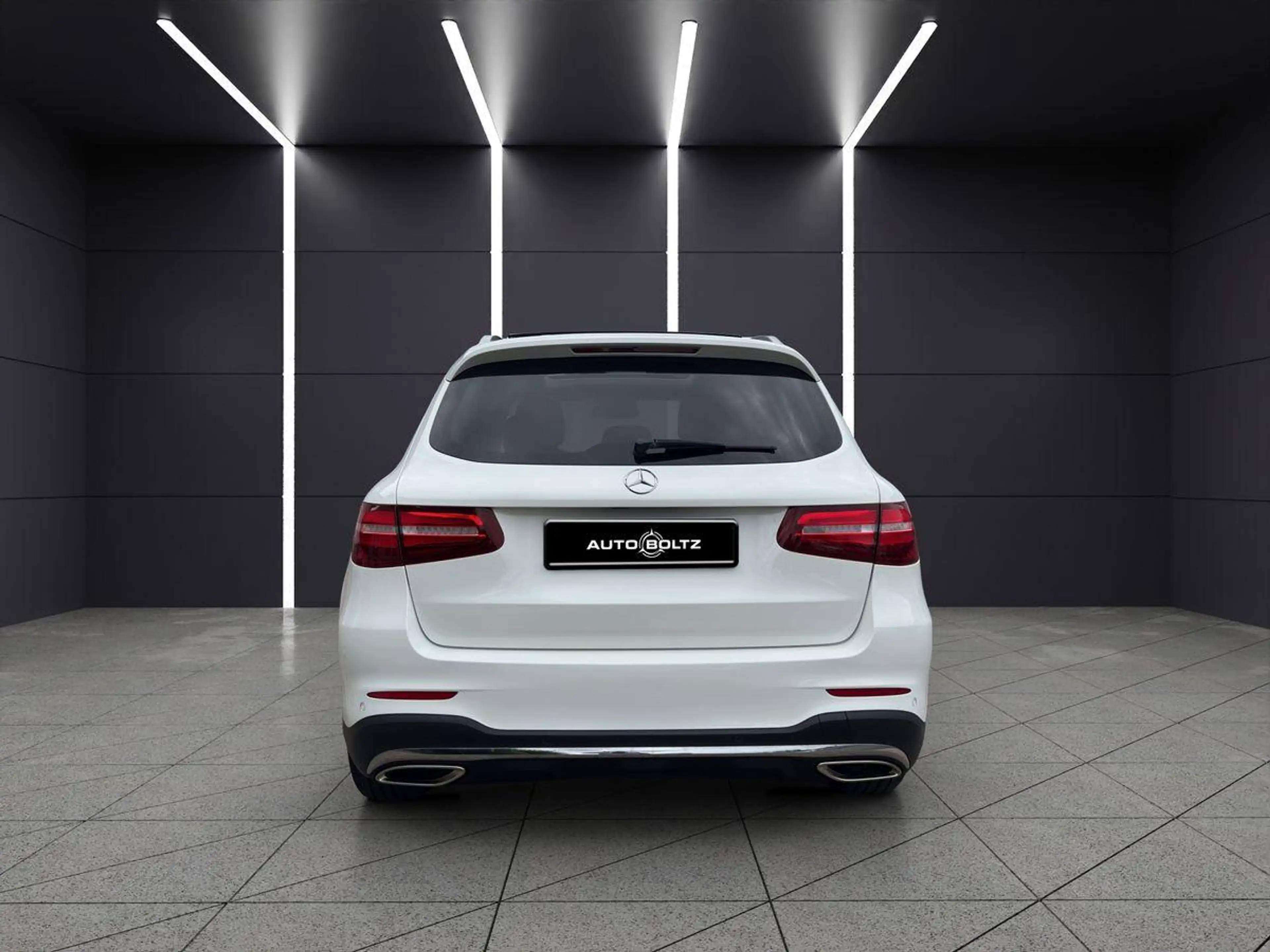 Mercedes-Benz GLC 250 4M AMG Pano AHK Kamera ILS 360° TotW — photo 6