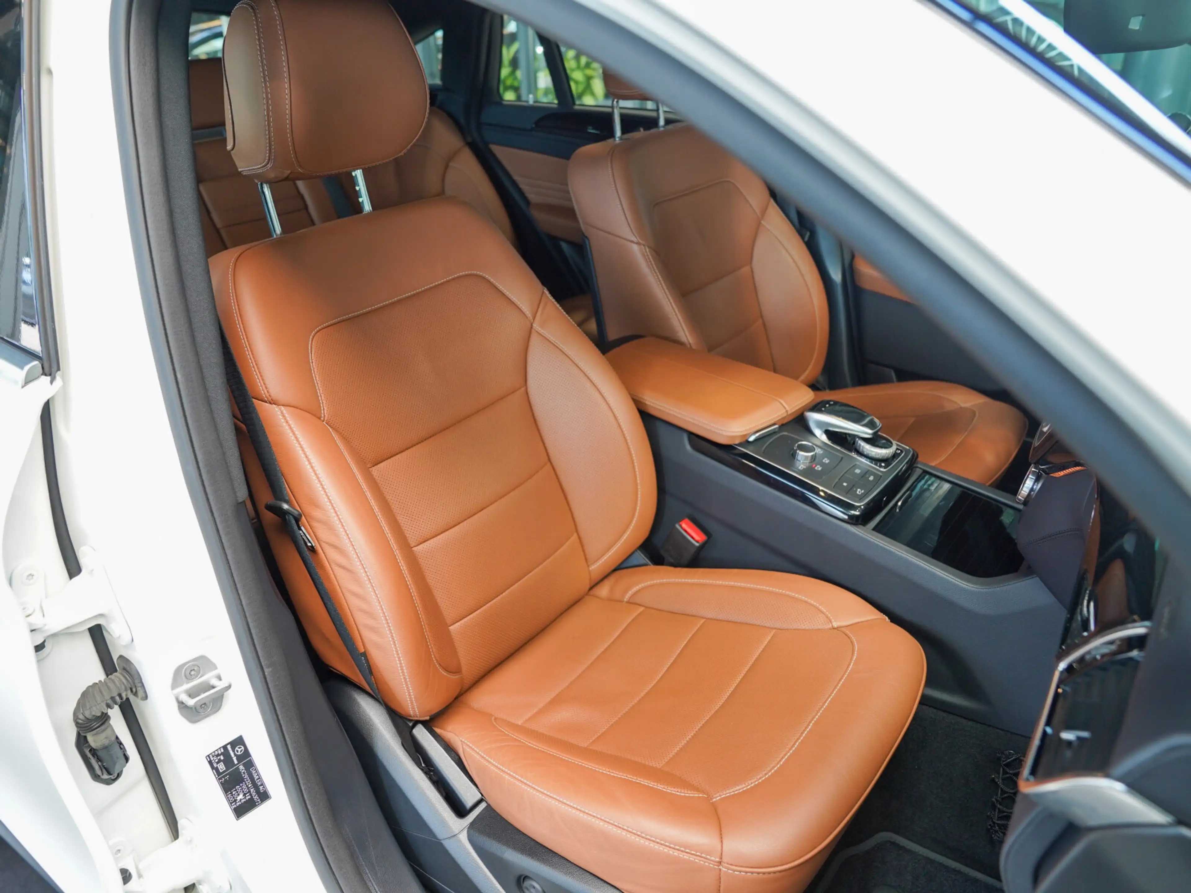 Mercedes-Benz GLE 350 GLE 350 d 4M Coupé sattelbraun ACTIVE CURVE AHK — photo 10