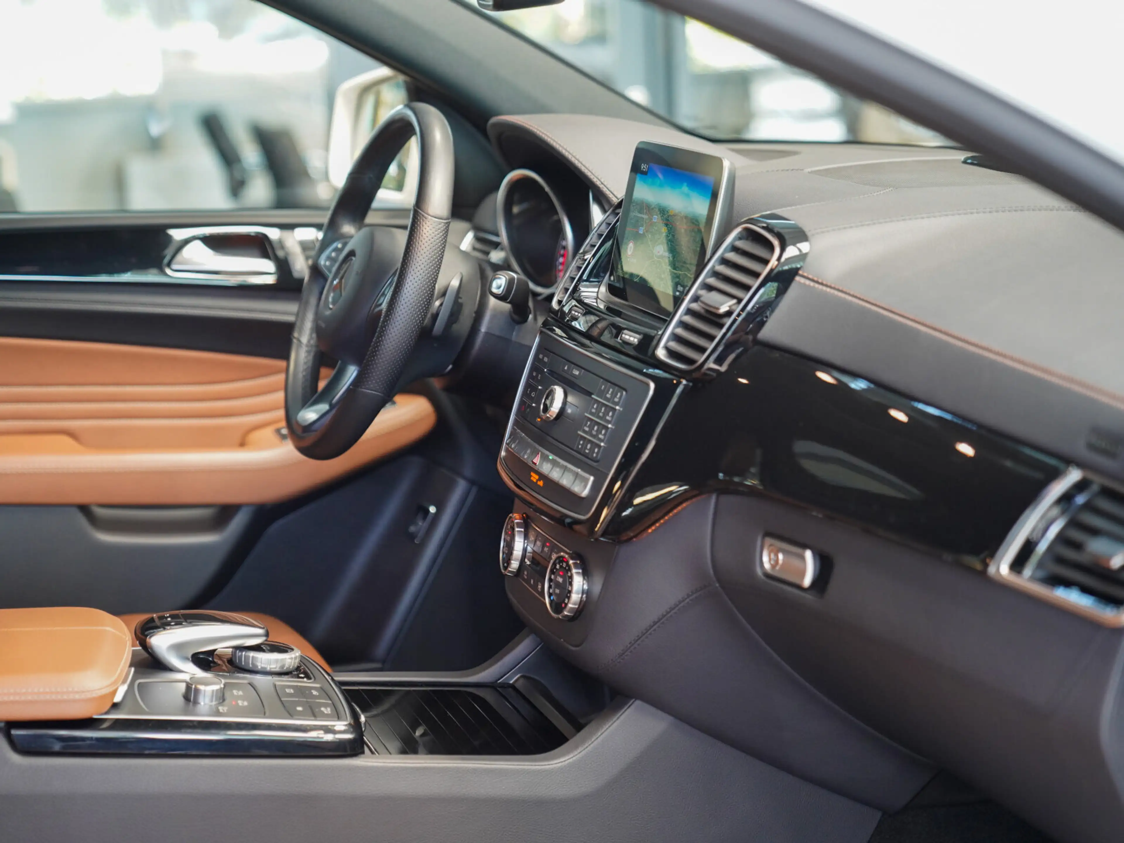 Mercedes-Benz GLE 350 GLE 350 d 4M Coupé sattelbraun ACTIVE CURVE AHK — photo 12