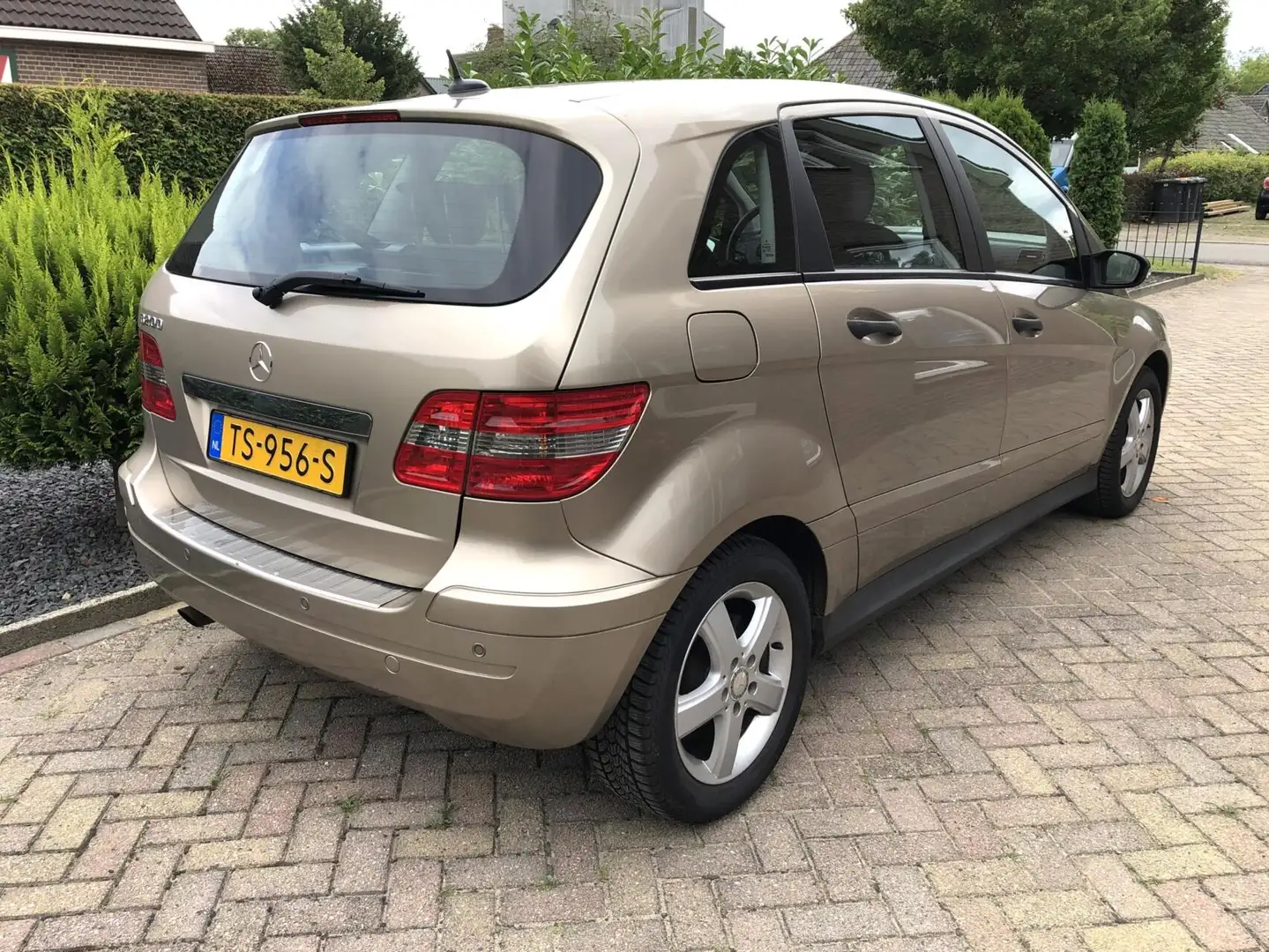 Mercedes-Benz B 200 Aut. 2008 Geel - 2