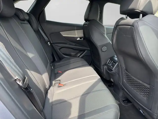 Peugeot 3008 view 15