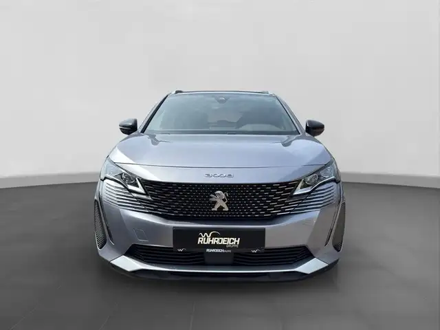 Peugeot 3008 view 6