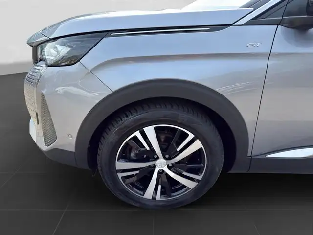 Peugeot 3008 view 7