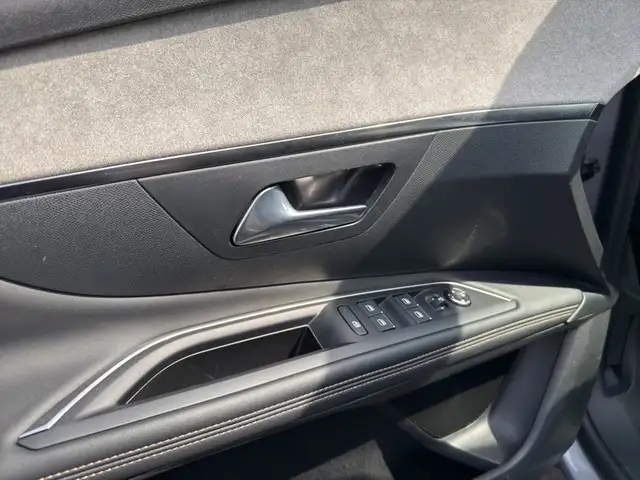 Peugeot 3008 view 14