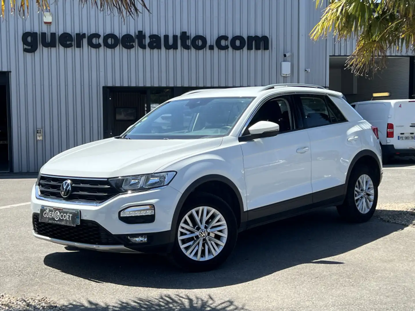 Volkswagen T-Roc 2.0 TDI 115CH LOUNGE BUSINESS S\u0026S Blanc - 2